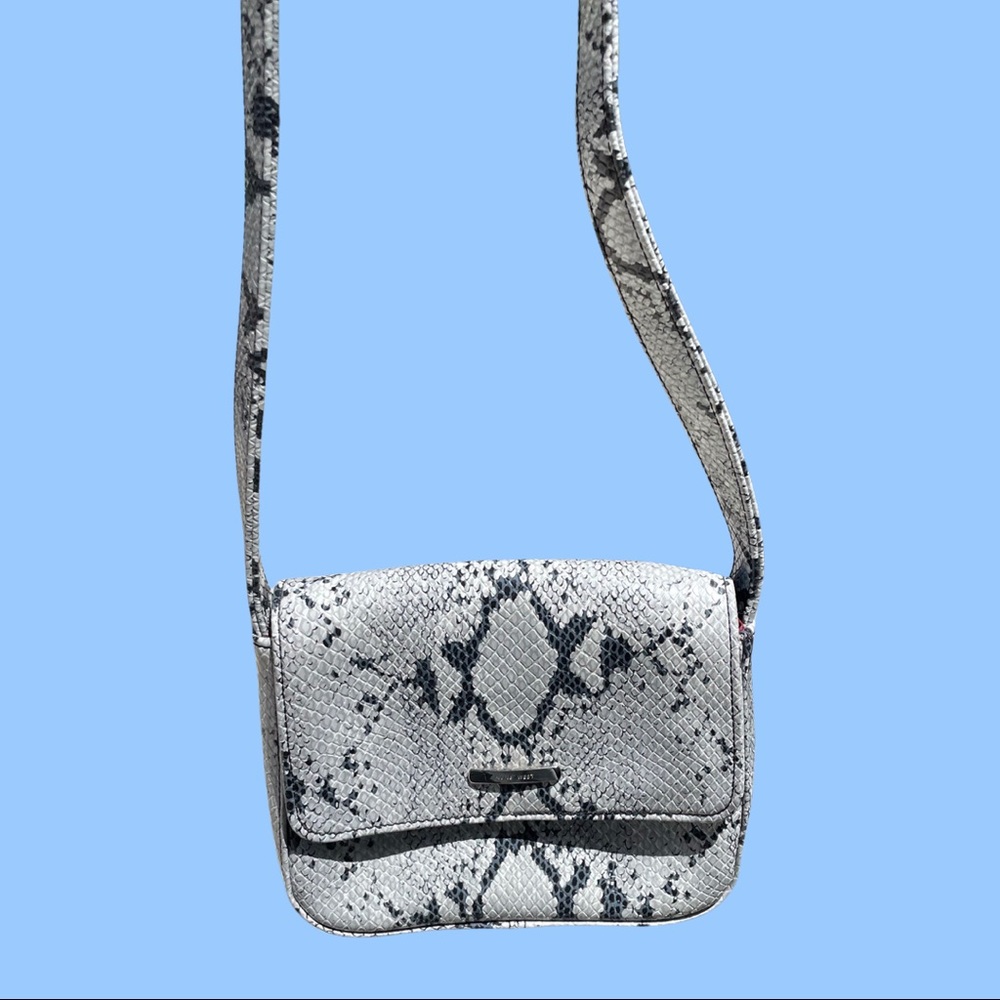 Super cute shoulder bag
